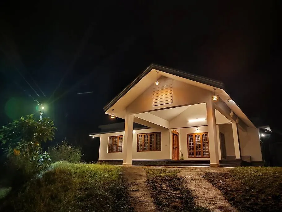 The Explorers Nest - Where Journeys Find Peace Villa Anachal India